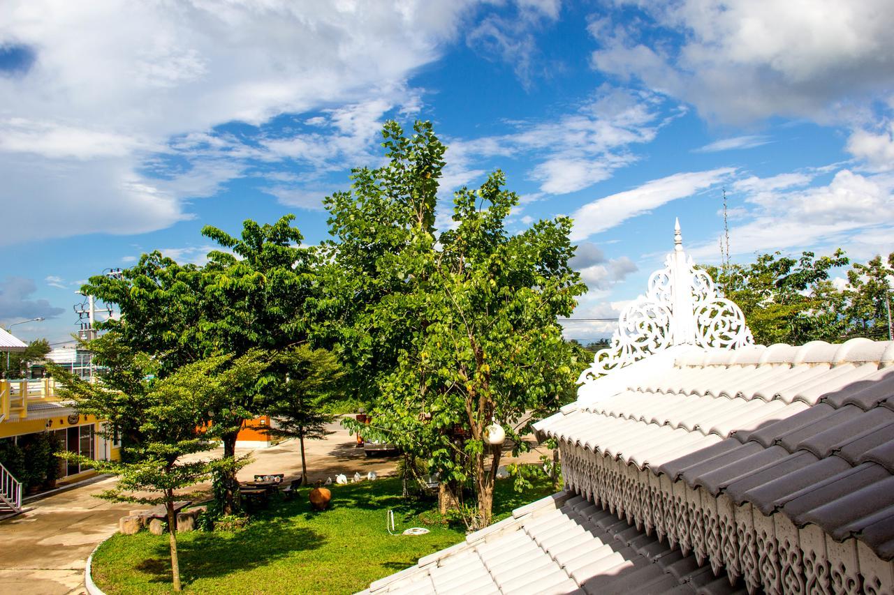 Raiwin Buri Resort Phrae Extérieur photo